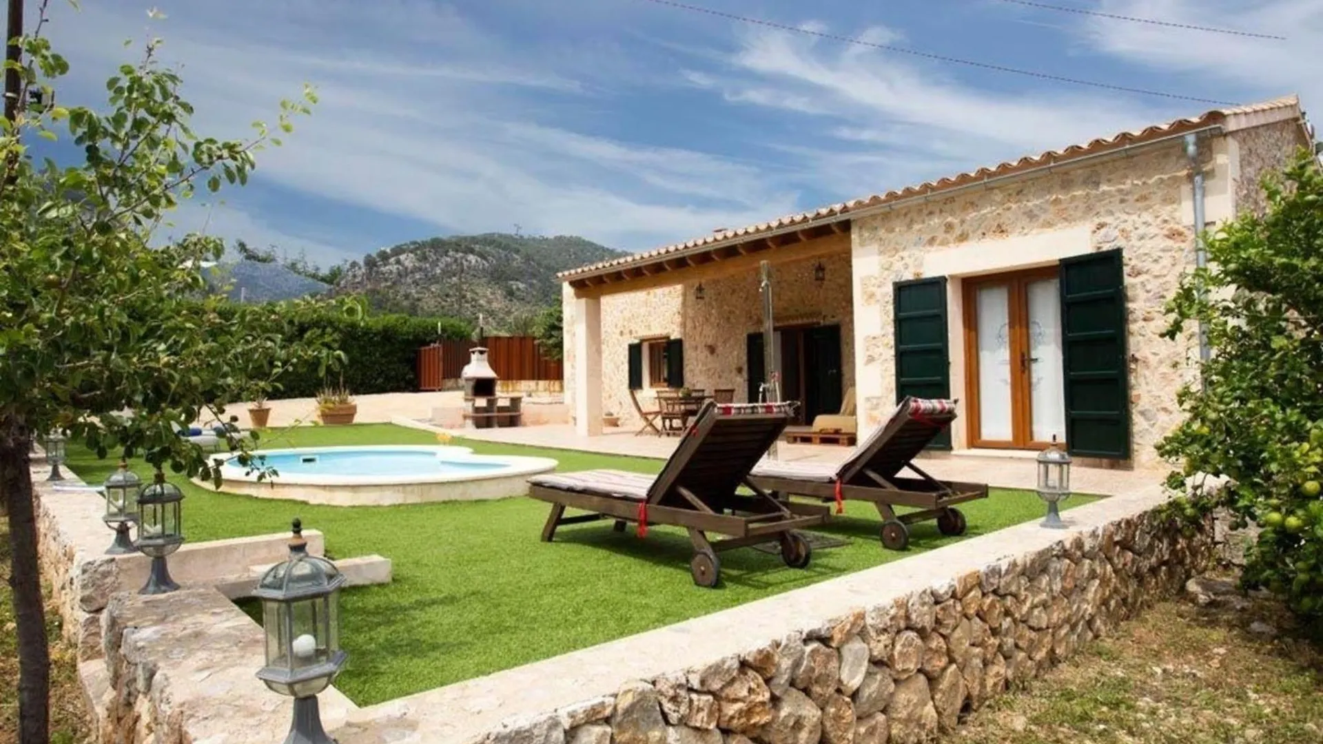 Gemuetliche Finca Coquete Mit Pool 셀바