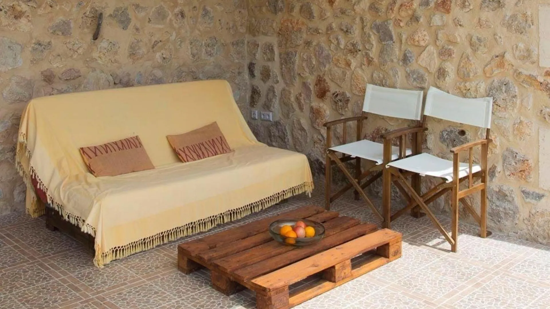 Gemuetliche Finca Coquete Mit Pool 셀바